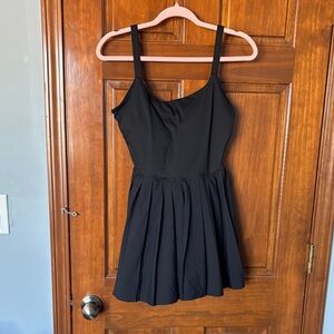 Hollister Gilly Hicks Active Pleated Dress Size Medium
